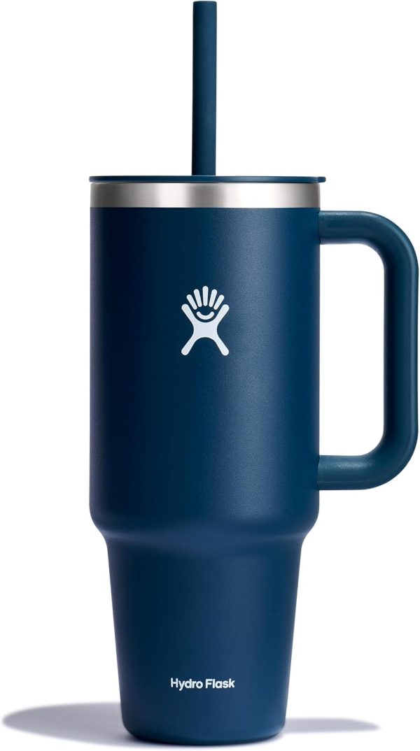 Hydro Flask 24 Oz Travel Tumbler with Handle, Lid and Straw - Insulated Stainless Steel in 24 Oz Surf Blue - Image 97